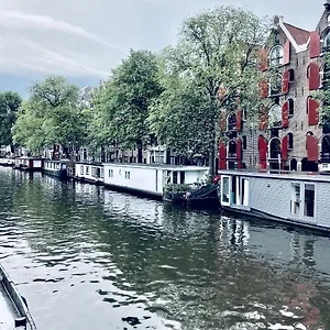  Bed & Breakfast Houseboat Bonnie Nederland